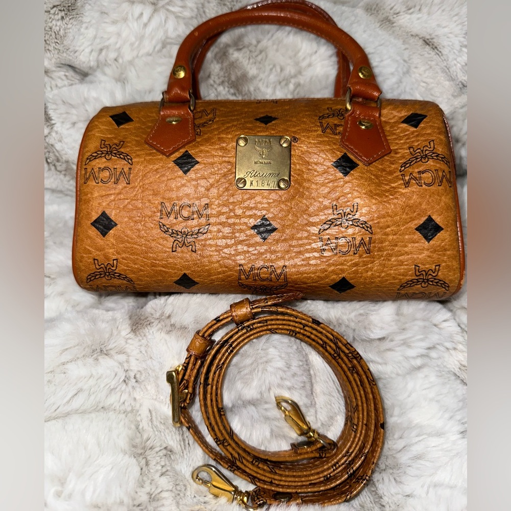 Authentic MCM Mini Body Bag - Picture 9 of 9